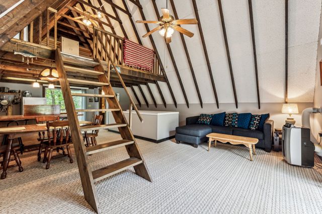 111 Mud Hill Rd, Dover, TN 37058