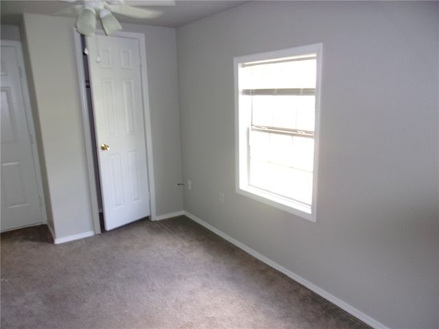 606 Huckleberry Lane, Springdale, AR 72764
