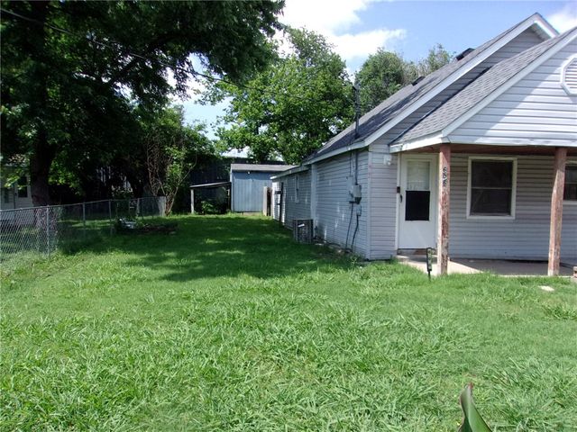 606 Huckleberry Lane, Springdale, AR 72764