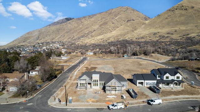 2213 E 850 S, Springville, UT 84663