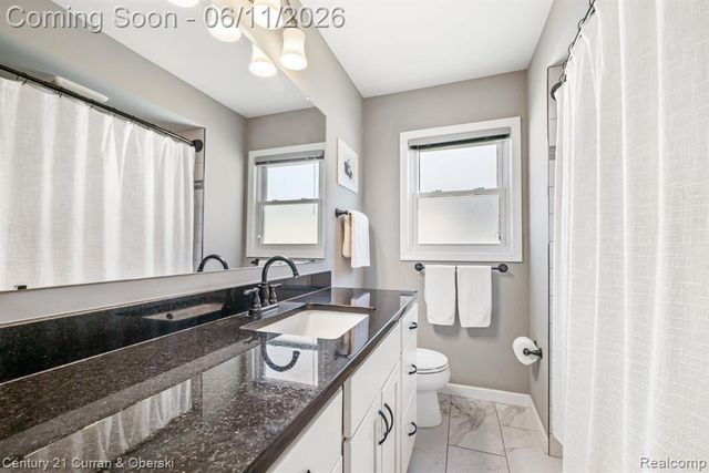 704 N Edison Avenue, Royal Oak, MI 48067