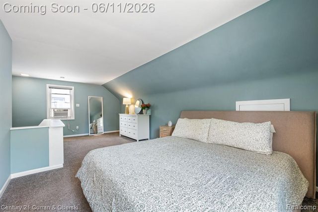 704 N Edison Avenue, Royal Oak, MI 48067