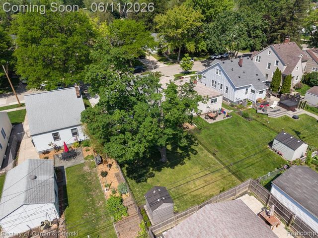 704 N Edison Avenue, Royal Oak, MI 48067