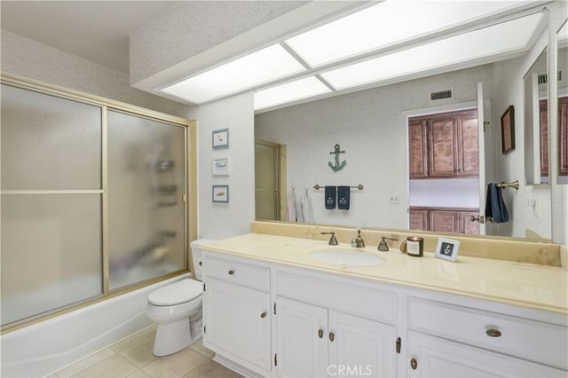 6257 Riviera Circle, Long Beach, CA 90815