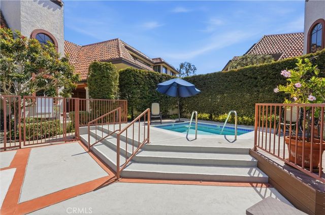 6257 Riviera Circle, Long Beach, CA 90815