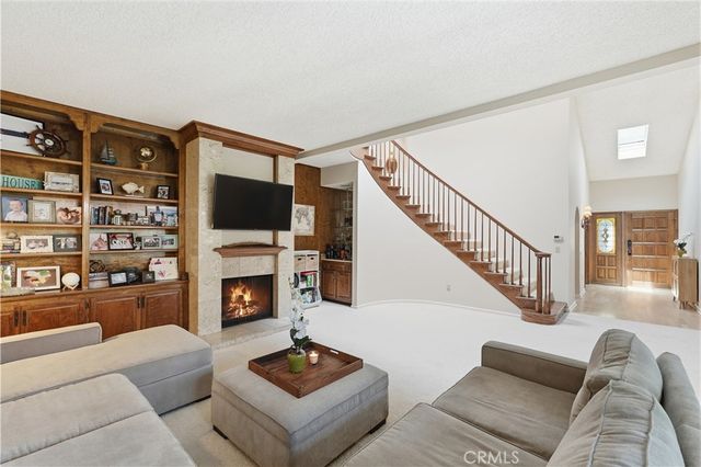6257 Riviera Circle, Long Beach, CA 90815