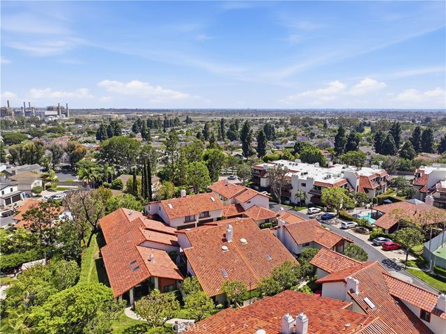 6257 Riviera Circle, Long Beach, CA 90815