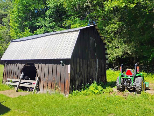 2117 Pine Banks Road, Westminster, VT 05158