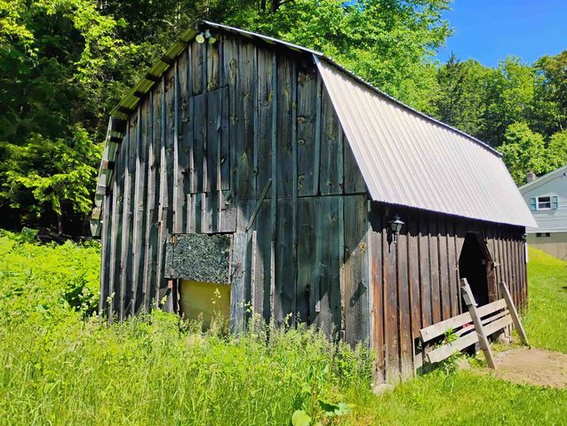 2117 Pine Banks Road, Westminster, VT 05158