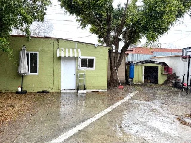 3005 11th Avenue, Los Angeles, CA 90018