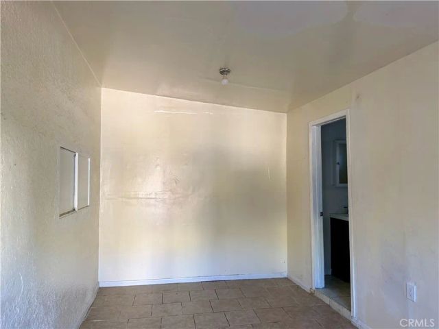 3005 11th Avenue, Los Angeles, CA 90018