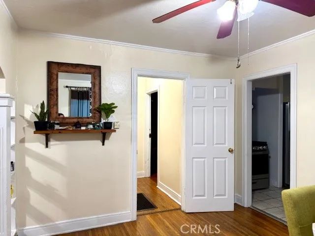 3005 11th Avenue, Los Angeles, CA 90018