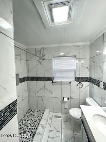 210 Renaldi Street, Elizabethtown, NC 28337