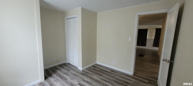 419 N JOHNSON Avenue, Mt Vernon, IL 62864