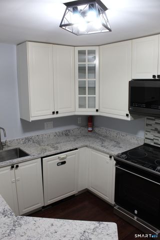 8 Rose Lane 26-14, Danbury, CT 06811