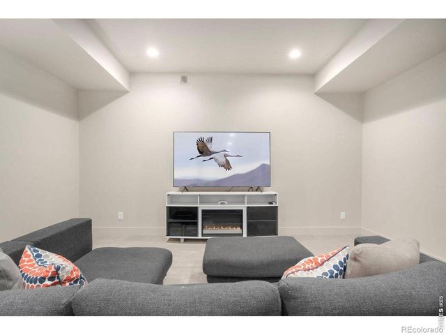 3905 Raptor Court, Fort Collins, CO 80528