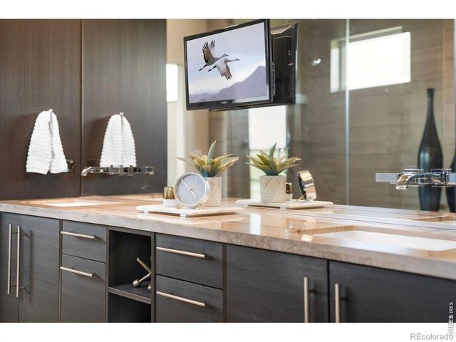 3905 Raptor Court, Fort Collins, CO 80528