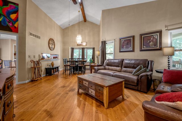 2073 Crystal Springs Road, Danville, KY 40422