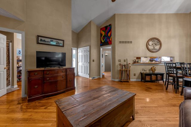 2073 Crystal Springs Road, Danville, KY 40422