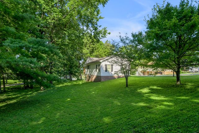 2073 Crystal Springs Road, Danville, KY 40422