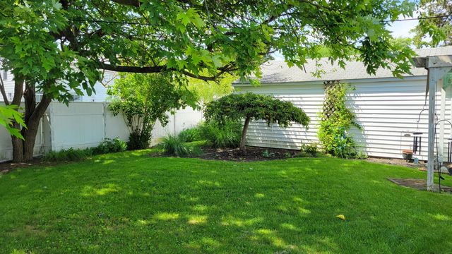 137 Redmond Road, Columbus, OH 43228