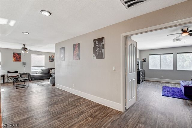 6804 Philippe Allen Avenue, Las Vegas, NV 89110