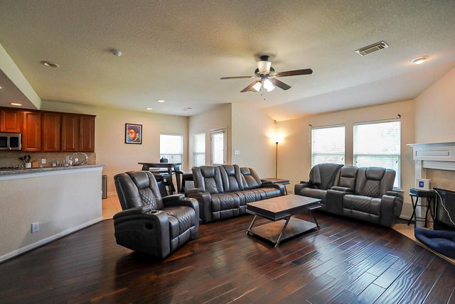 3030 Lincolns Meadow Drive, Spring, TX 77373