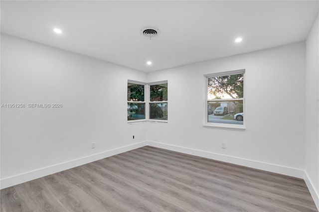 3180 NE 10th Ter, Pompano Beach, FL 33064