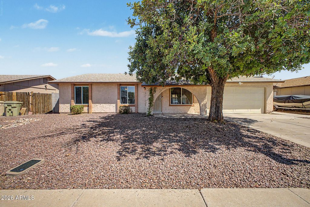 5210 W LUPINE Avenue, Glendale, AZ 85304 — exterior