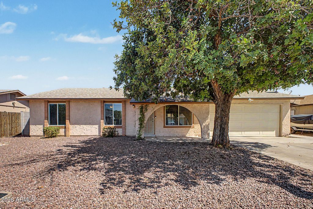 5210 W LUPINE Avenue, Glendale, AZ 85304 — photo 2