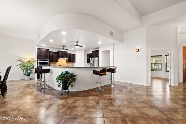 9430 E Woolly Butterfly Court, Corona De Tucson, AZ 85641