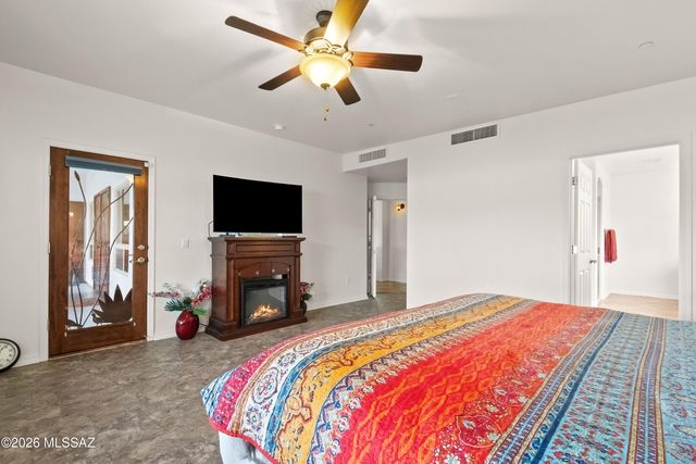 9430 E Woolly Butterfly Court, Corona De Tucson, AZ 85641