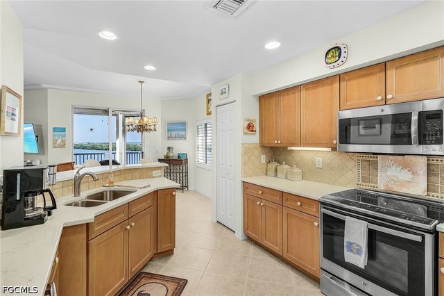 4141 Bay Beach LN 456, Fort Myers Beach, FL 33931