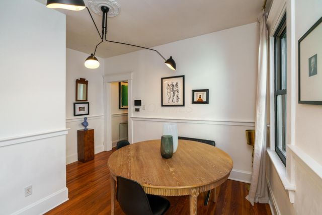 195 E Mithoff Street, Columbus, OH 43206