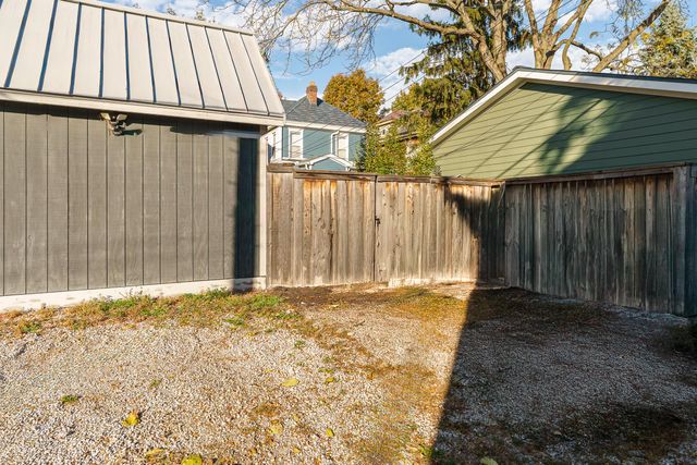 195 E Mithoff Street, Columbus, OH 43206