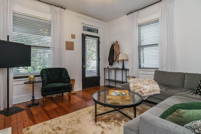 195 E Mithoff Street, Columbus, OH 43206