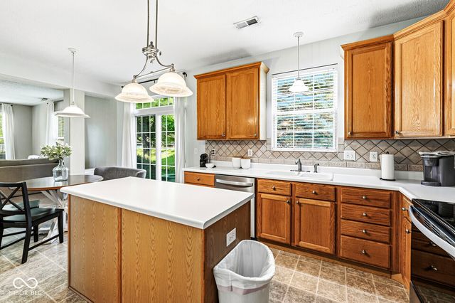 10824 Madeline Court, Fishers, IN 46037