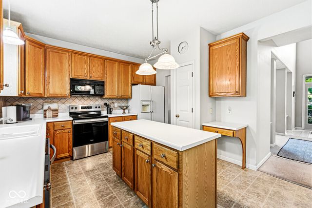 10824 Madeline Court, Fishers, IN 46037