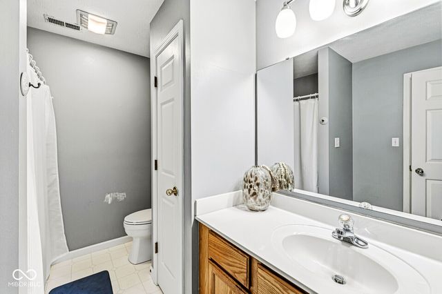 10824 Madeline Court, Fishers, IN 46037