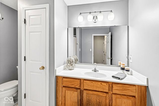 10824 Madeline Court, Fishers, IN 46037
