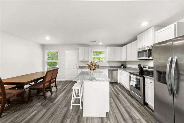 241 Muskogee Drive, Dallas, GA 30132