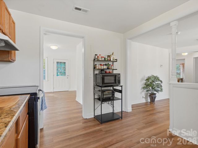 6223 Macon Street, Charlotte, NC 28208