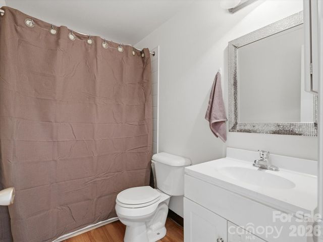 6223 Macon Street, Charlotte, NC 28208