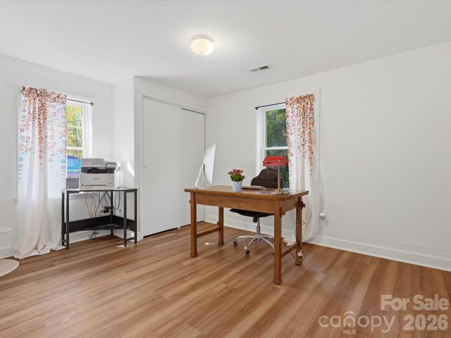 6223 Macon Street, Charlotte, NC 28208