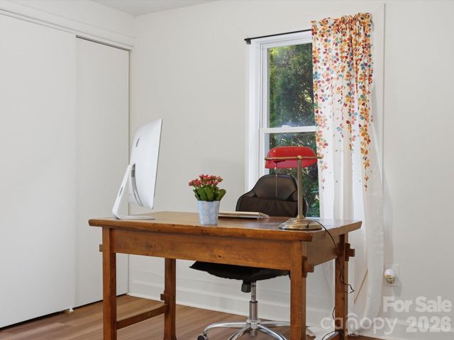 6223 Macon Street, Charlotte, NC 28208