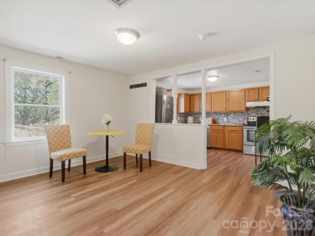 6223 Macon Street, Charlotte, NC 28208