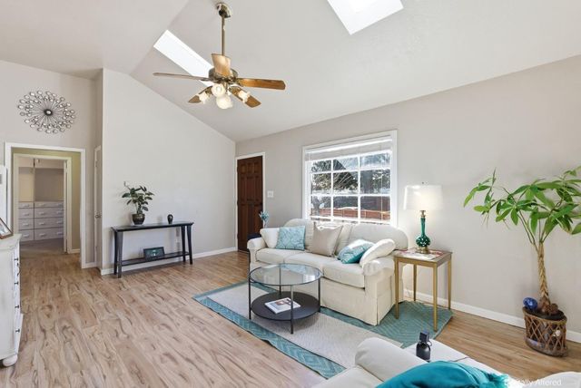 9 Nona Avenue, Freedom, CA 95019