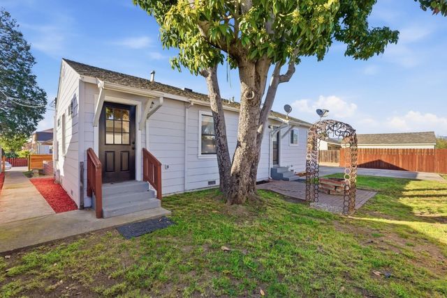 9 Nona Avenue, Freedom, CA 95019