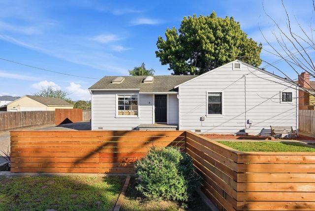 9 Nona Avenue, Freedom, CA 95019