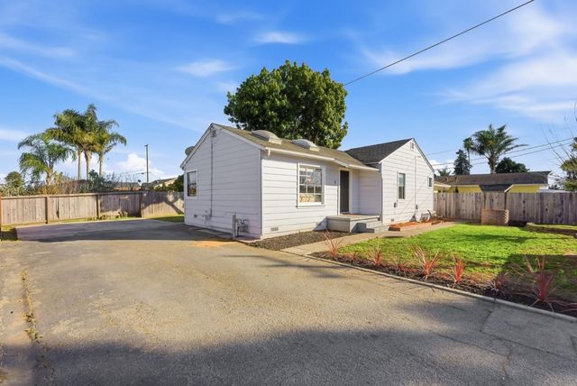 9 Nona Avenue, Freedom, CA 95019